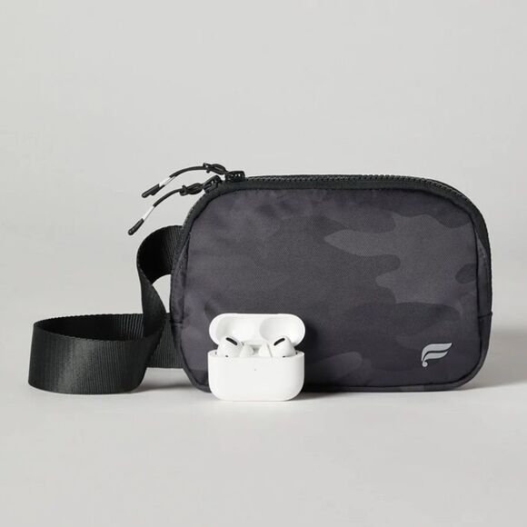 FABLETICS - The Belt Bag - Tactical Camo - Picture 1 of 7